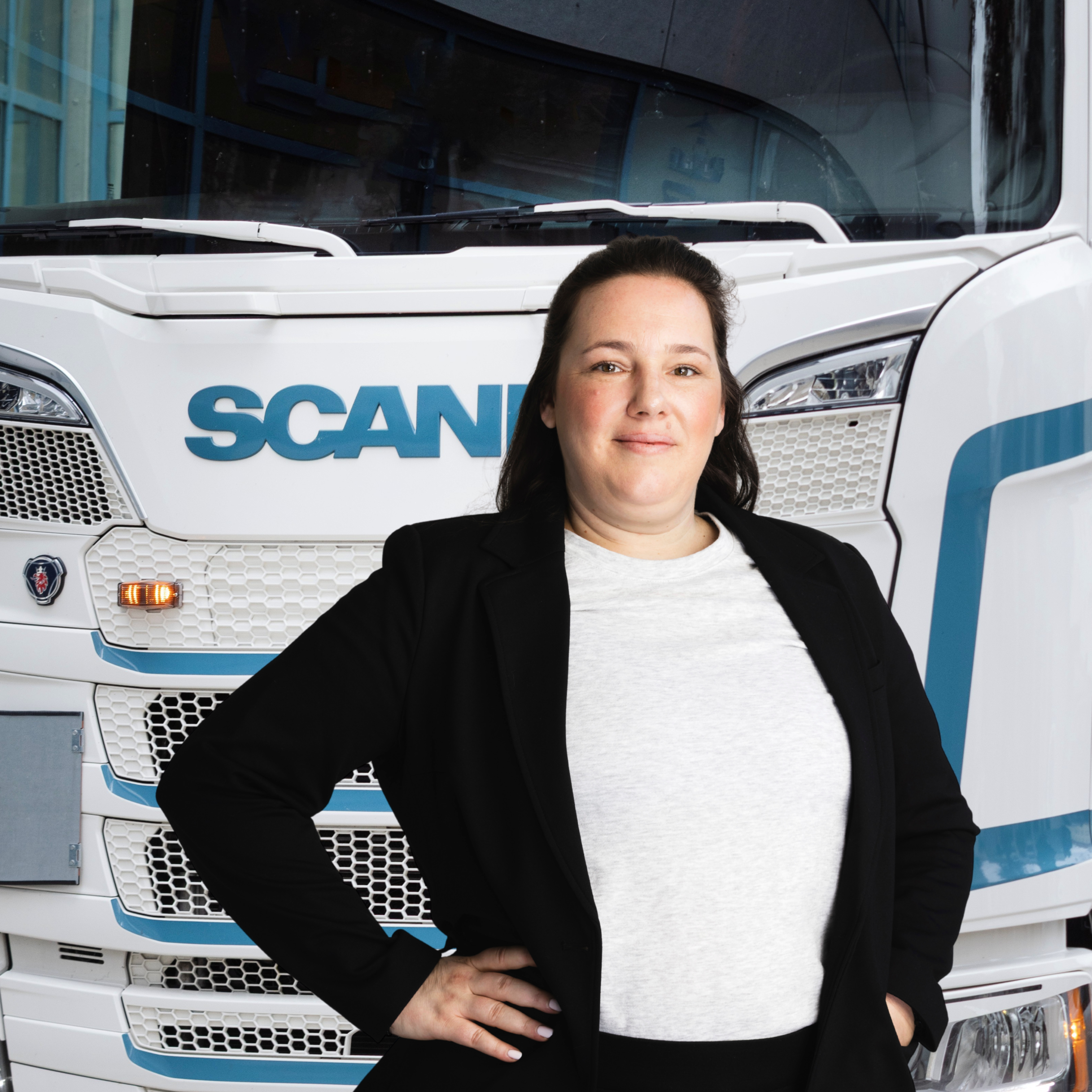 Anita mit LKW